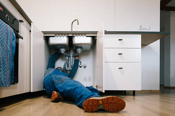 Professional Leak Detection technician working in Greenfield, IA